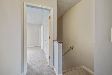 8016 Thelen Street North Charleston SC 29406