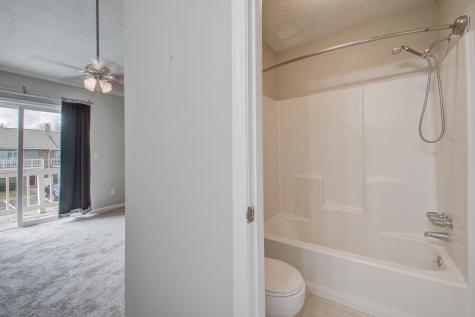 8016 Thelen Street North Charleston SC 29406