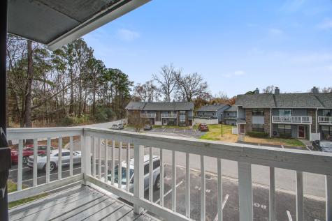 8016 Thelen Street North Charleston SC 29406