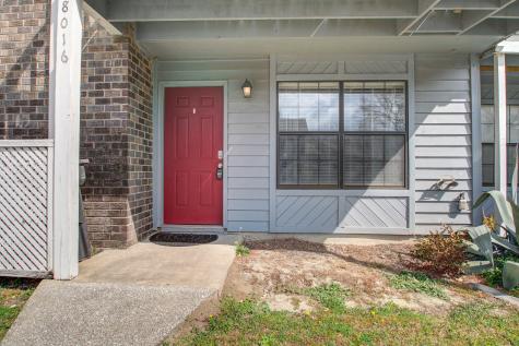 8016 Thelen Street North Charleston SC 29406