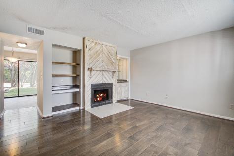 8016 Thelen Street North Charleston SC 29406