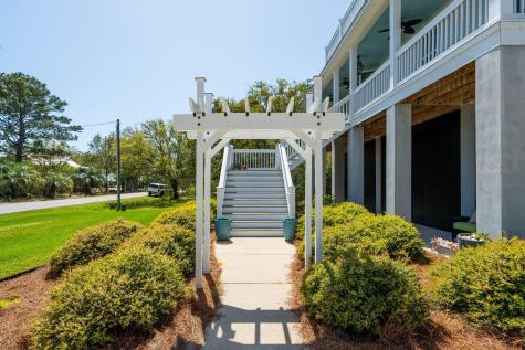 1541 Periwinkle Drive Mount Pleasant SC 29466