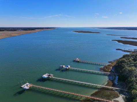 11 N Point Trail Beaufort SC 29907