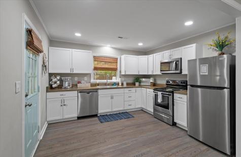 5736 Allison Avenue Hanahan SC 29410