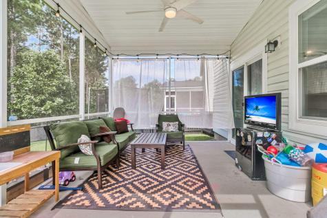 118 Red Bluff Street Summerville SC 29483