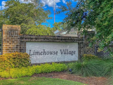 118 Red Bluff Street Summerville SC 29483