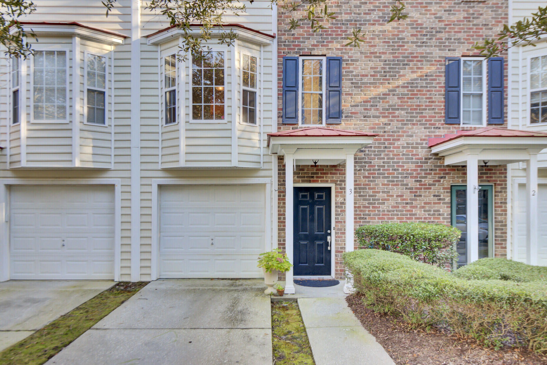 5007 Double Fox Road Charleston SC 29414