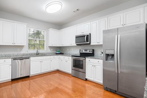 4492 Great Oak Drive North Charleston SC 29418