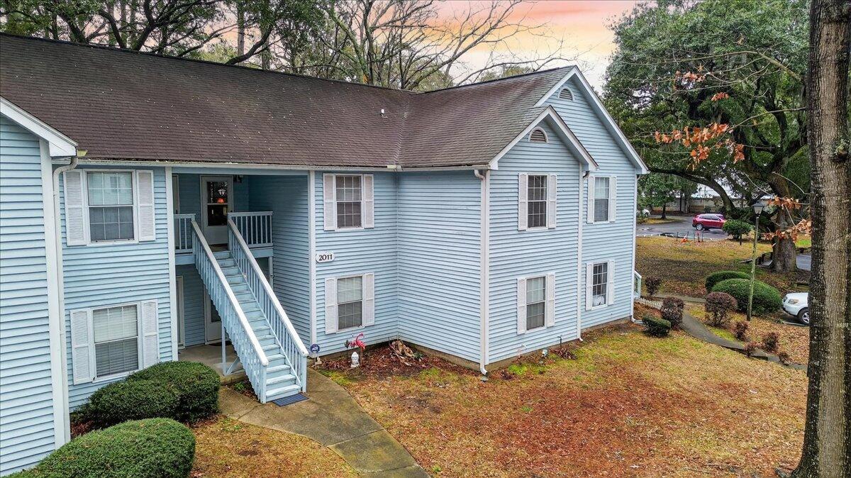 2011 Coldspring Drive North Charleston SC 29406