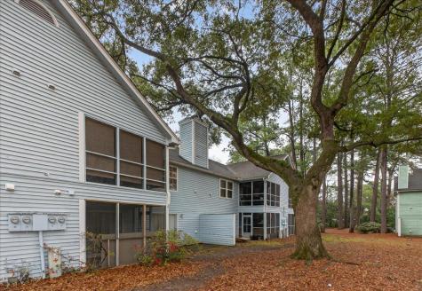 2011 Coldspring Drive North Charleston SC 29406