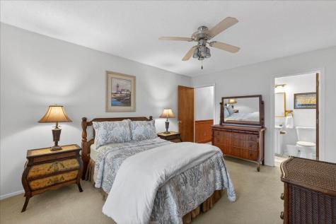 2011 Coldspring Drive North Charleston SC 29406