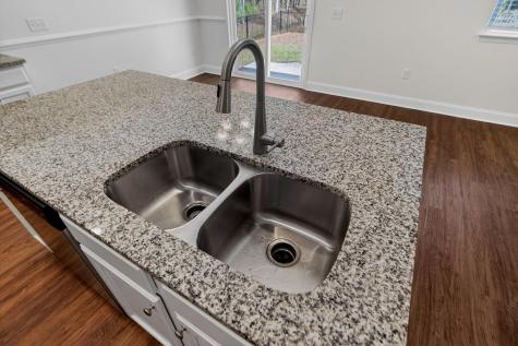 992 Theodore Road Mount Pleasant SC 29429