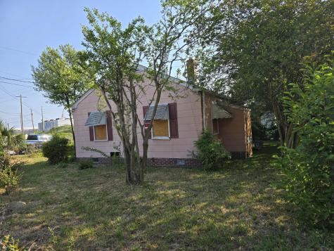 1809 Grayson Street North Charleston SC 29405
