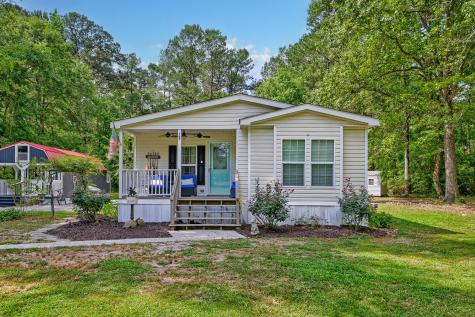 157 Gallashaw Road Summerville SC 29483