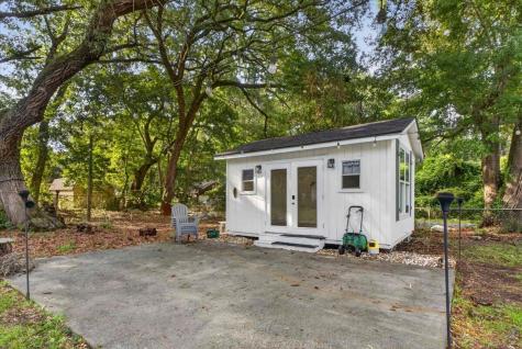 1060 Pauline Avenue James Island SC 29412