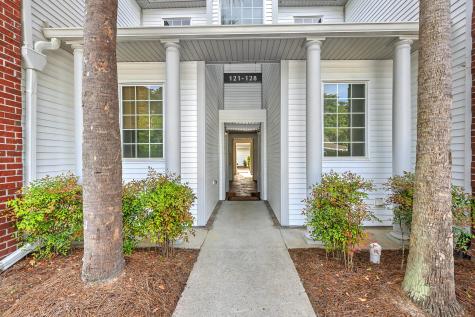 125 Golfview Lane Summerville SC 29485