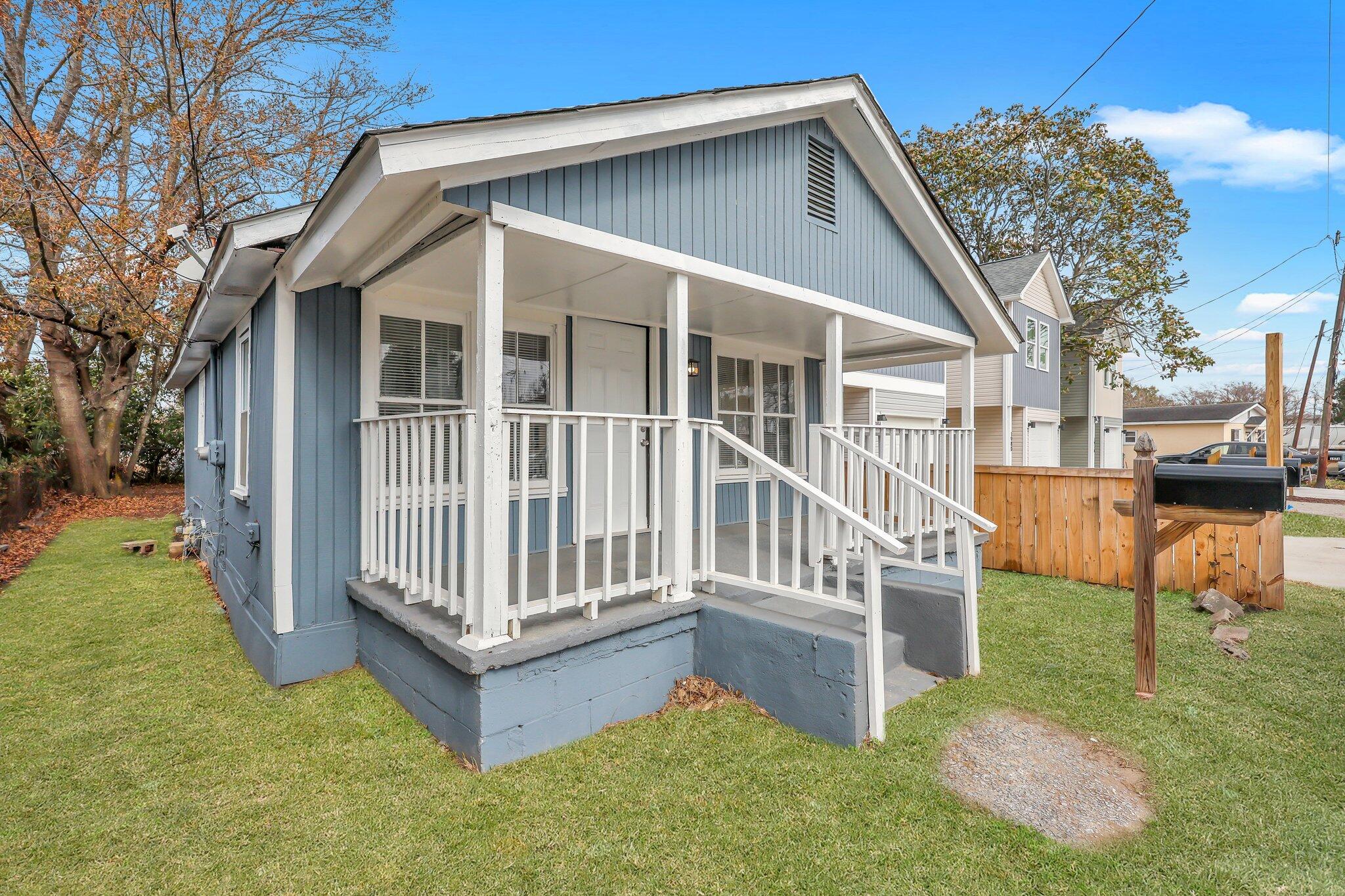 1984 Hugo Avenue North Charleston SC 29405