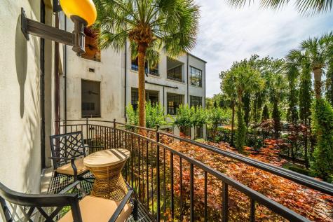 3 Chisolm Street Charleston SC 29401