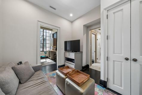 3 Chisolm Street Charleston SC 29401