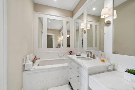 3 Chisolm Street Charleston SC 29401