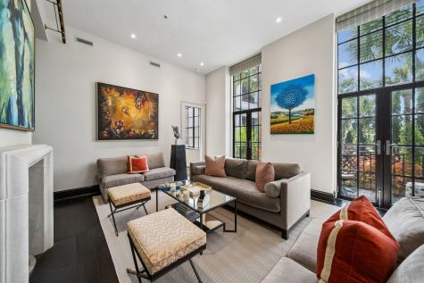 3 Chisolm Street Charleston SC 29401