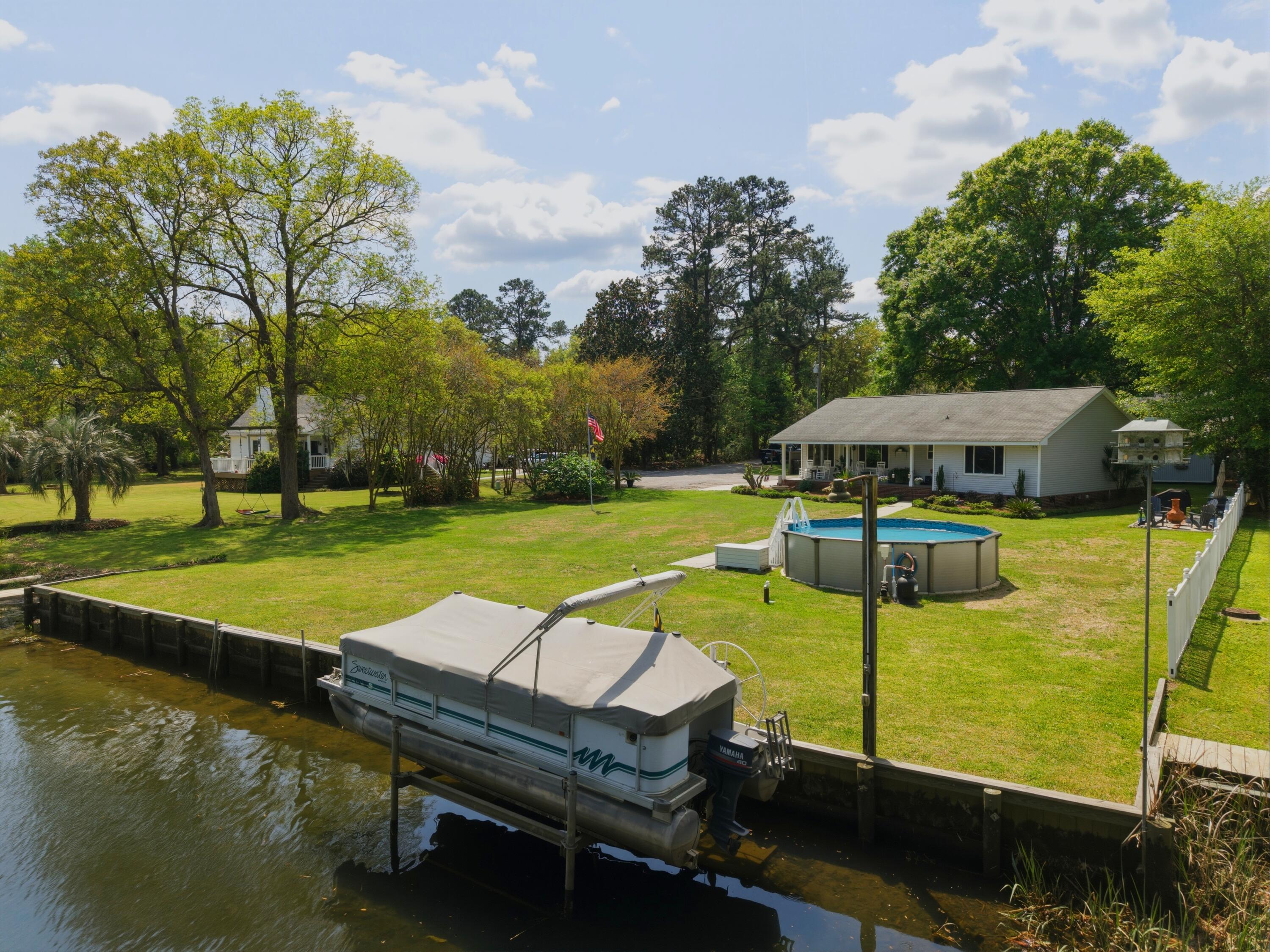1805 Ringneck Road Moncks Corner SC 29461