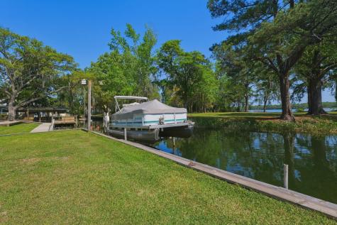 1805 Ringneck Road Moncks Corner SC 29461