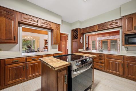 1554 Pinopolis Road Moncks Corner SC 29461
