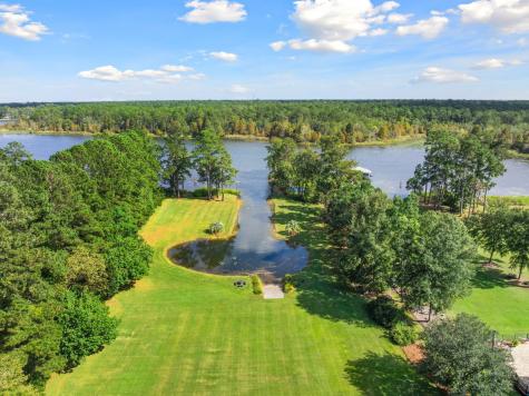 1554 Pinopolis Road Moncks Corner SC 29461