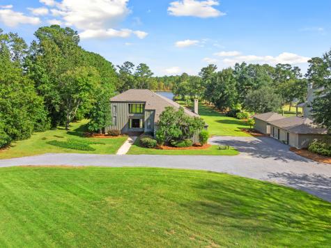 1554 Pinopolis Road Moncks Corner SC 29461