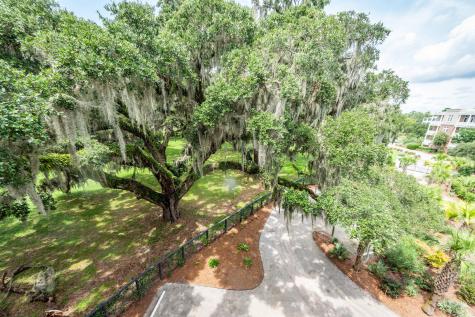 108 Fairbanks Oak Alley Daniel Island SC 29492