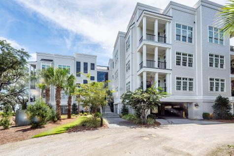 108 Fairbanks Oak Alley Daniel Island SC 29492