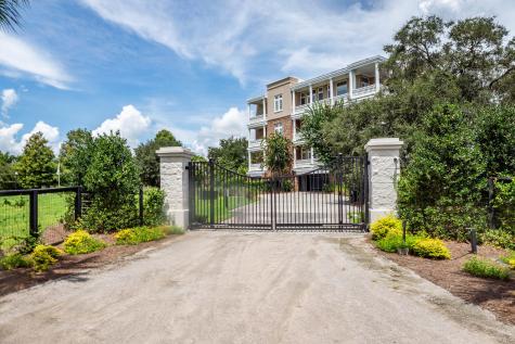 108 Fairbanks Oak Alley Daniel Island SC 29492