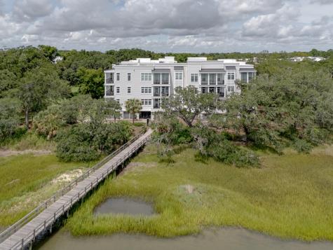108 Fairbanks Oak Alley Daniel Island SC 29492