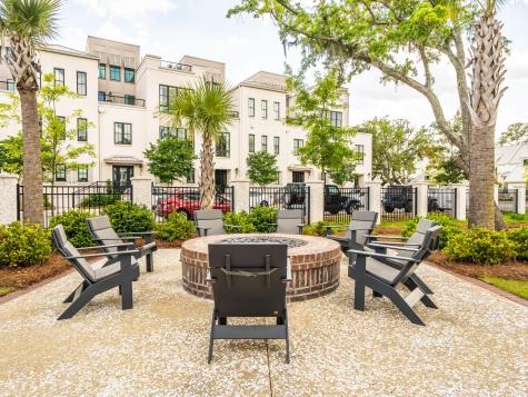 320 Longshore Street Charleston SC 29492