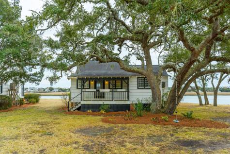 44 Hook Drive Pawleys Island SC 29585