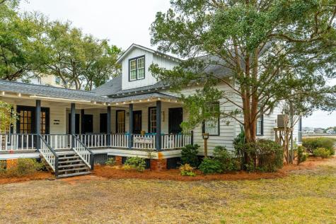 44 Hook Drive Pawleys Island SC 29585