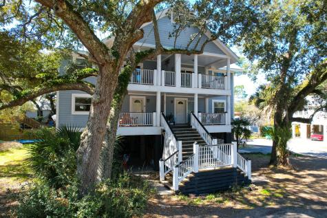 124 E Hudson Avenue Folly Beach SC 29439