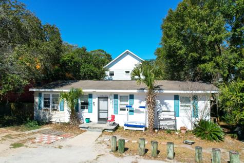 124 E Hudson Avenue Folly Beach SC 29439