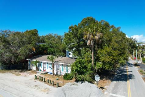 124 E Hudson Avenue Folly Beach SC 29439