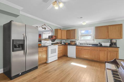 124 E Hudson Avenue Folly Beach SC 29439