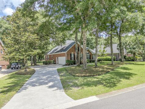 8614 W Fairway Woods Drive North Charleston SC 29420