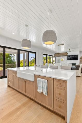 189 Station 18th Street Sullivans Island SC 29482