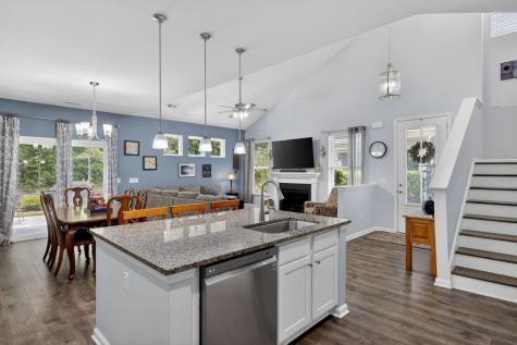 2572 Kingsfield Street Mount Pleasant SC 29466
