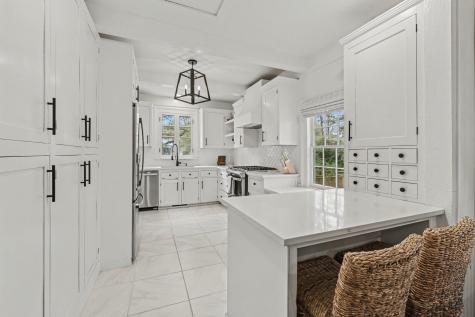 216 W Carolina Avenue Summerville SC 29483