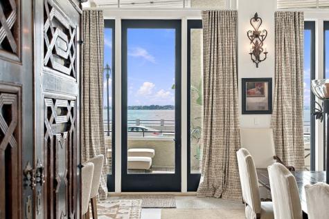 1 King Street Charleston SC 29401