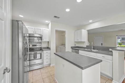 2466 Calamari Court North Charleston SC 29406