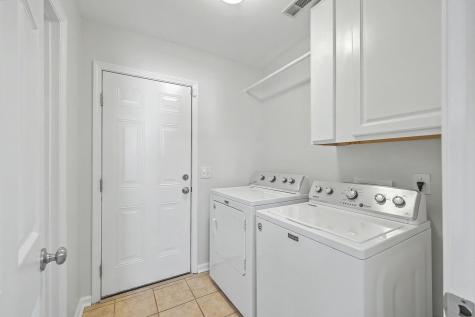 2466 Calamari Court North Charleston SC 29406