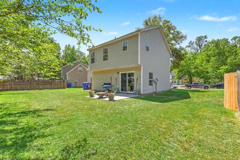 2466 Calamari Court North Charleston SC 29406