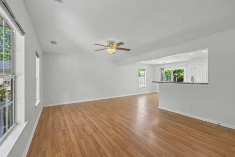 2466 Calamari Court North Charleston SC 29406